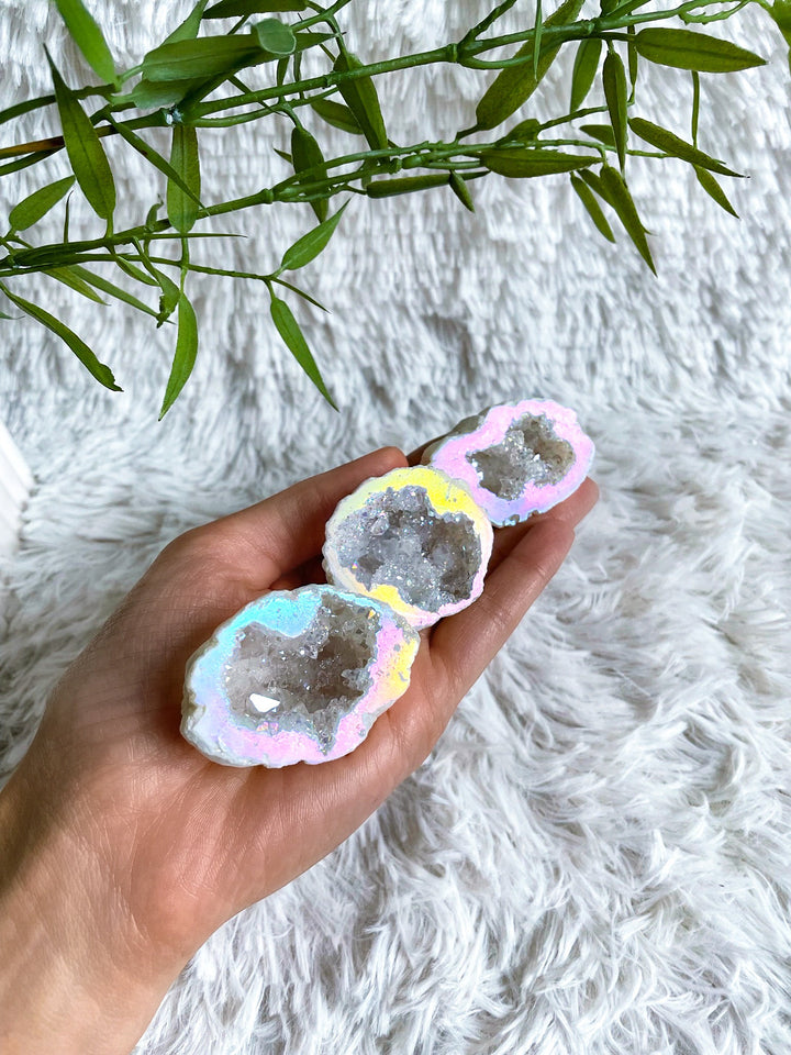 Angel Aura Geode - SoulGlow