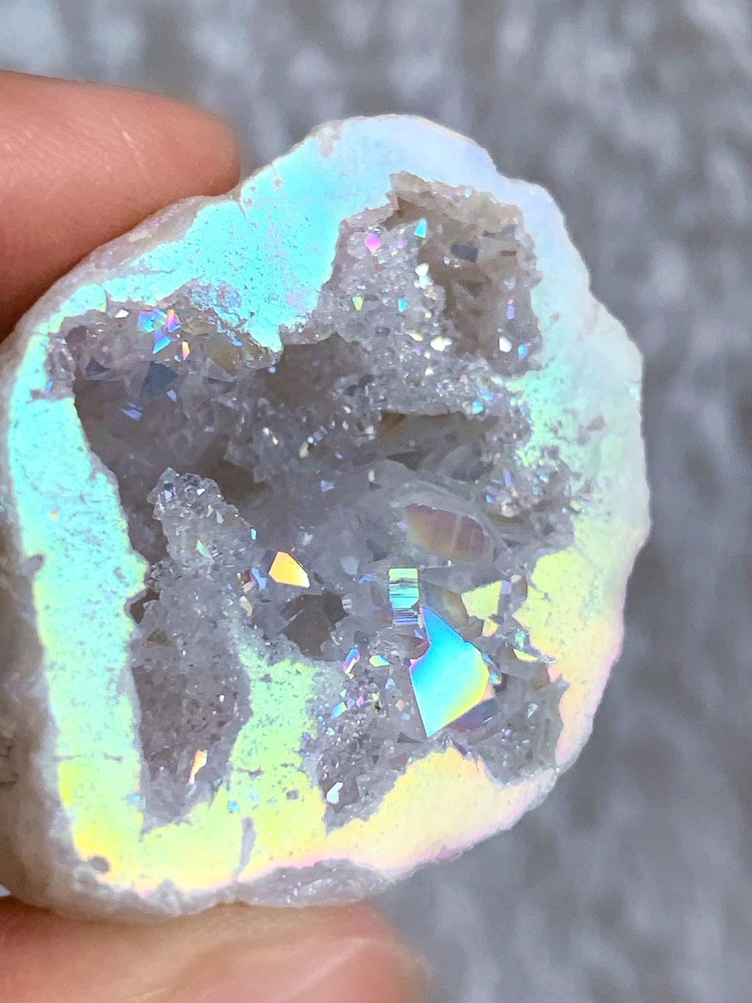 Angel Aura Geode - SoulGlow