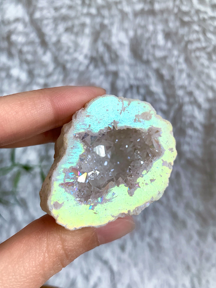 Angel Aura Geode - SoulGlow