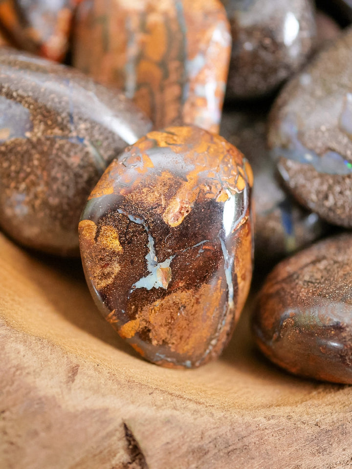 Boulder Opal Trommelstein - SoulGlow