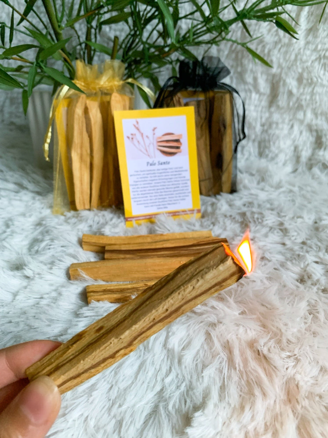 Palo Santo | Hölzer und Halter einzeln oder als Set - SoulGlow